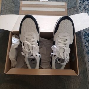 Nike Men's Black White Summit Sneakers